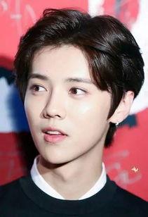 明星图片小鲜肉,青春活力，魅力四溢