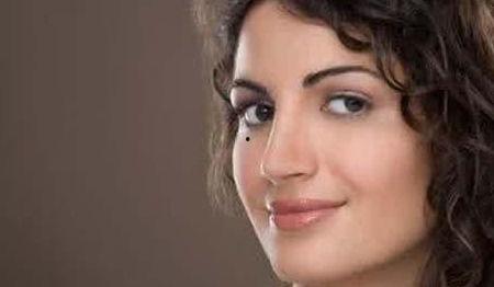 围头巾吃瓜的女人,探寻吃瓜女人的故事