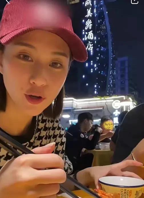 明星娱乐在线吃瓜视频,揭秘在线吃瓜视频背后的热点事件